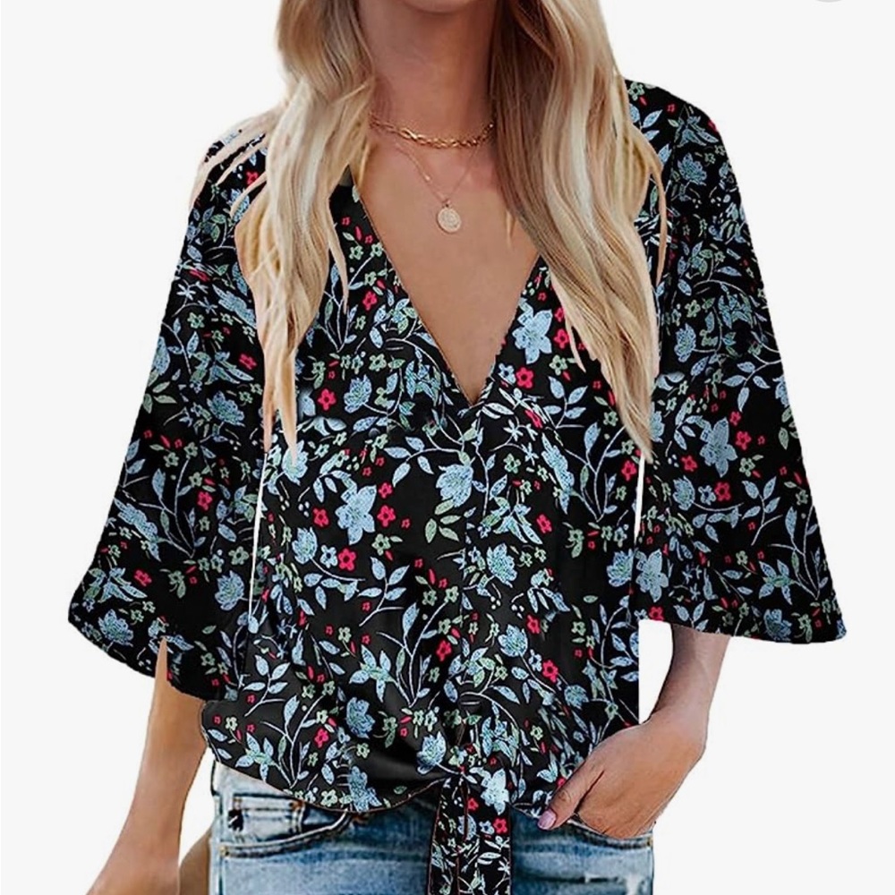 Bluetime Womens Summer Tops Boho 3/4 Sleeve V Neck Tie
Casual Floral Blouses